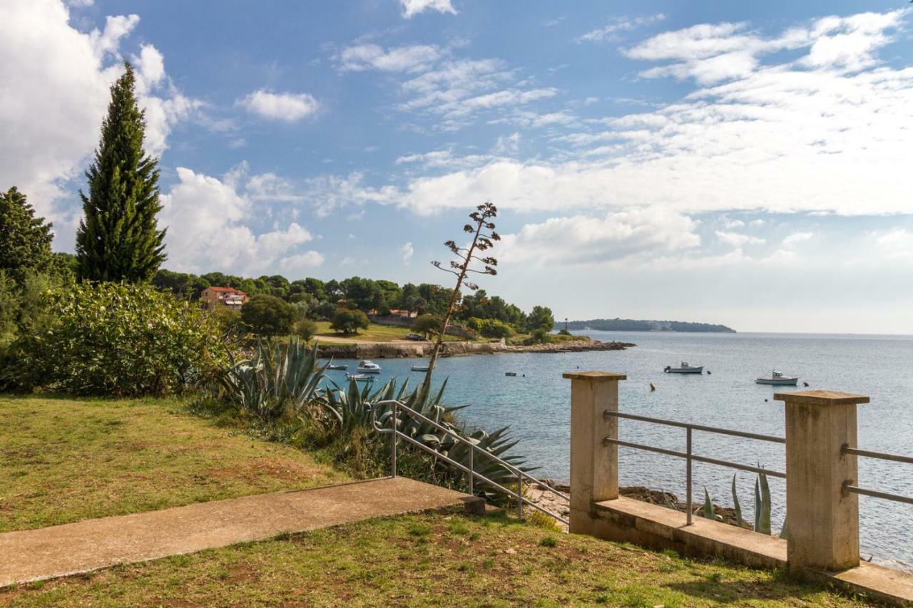 Apartments Tonka Near Beach And Sea Πούλα Εξωτερικό φωτογραφία